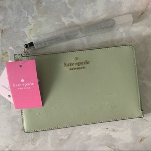 Kate Spade  Staci Medium L Zip Wristlet
